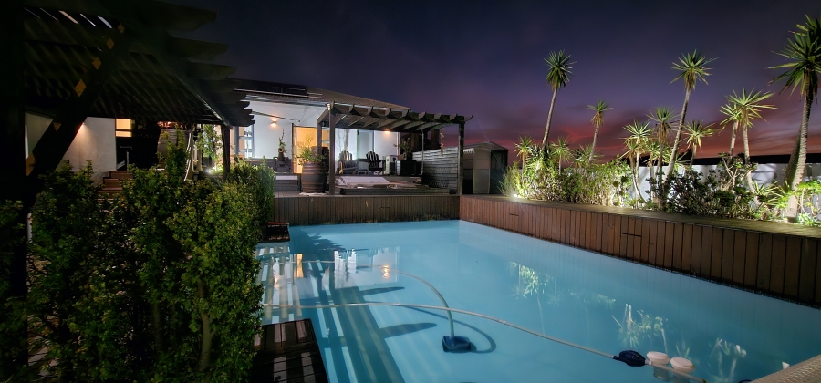 7 Bedroom Property for Sale in Country Club Western Cape